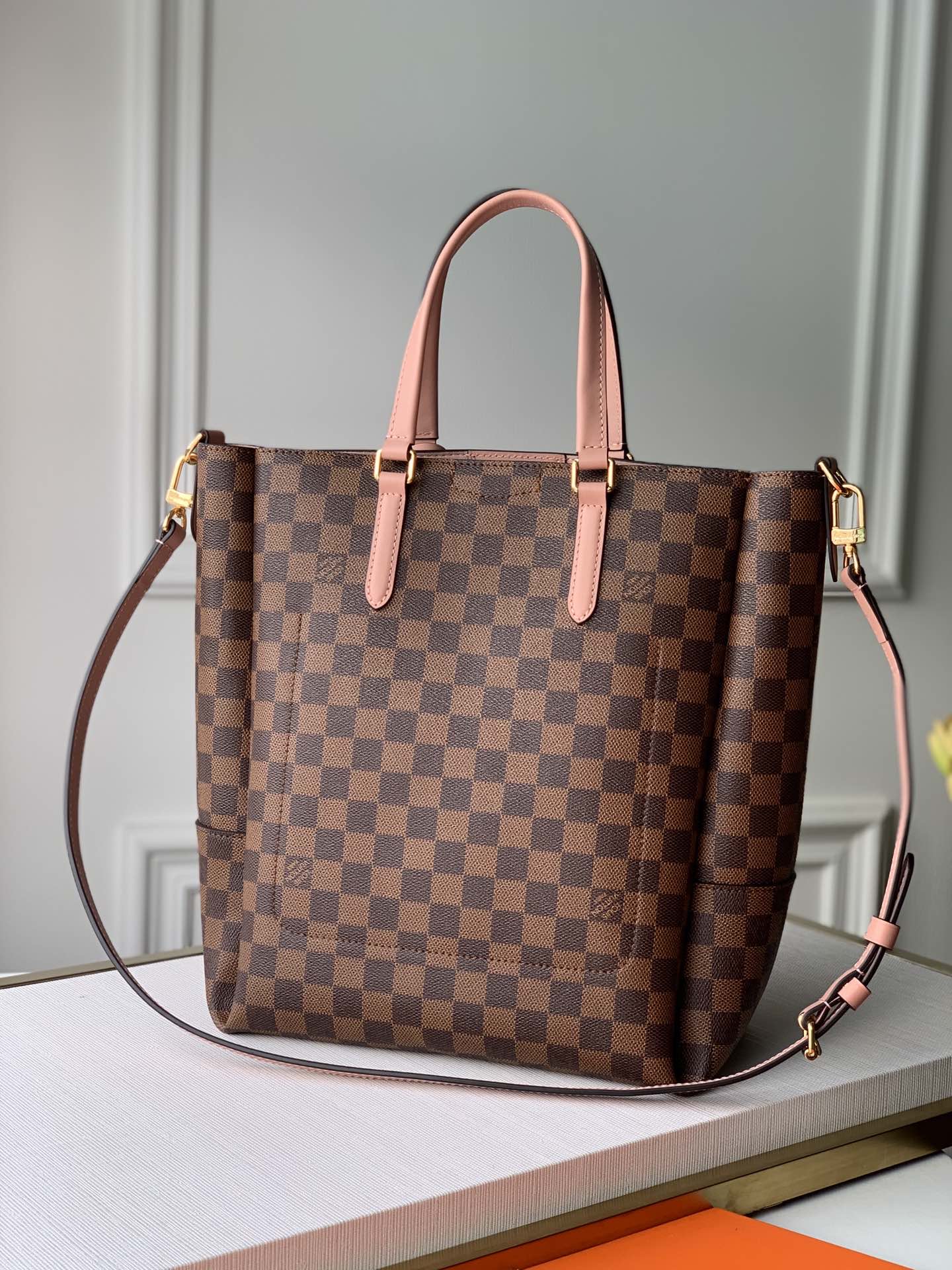 l0vis Vvtt0n belmont pm damier ebene canvas venus pink n60297 28 x 32 x 14 cm