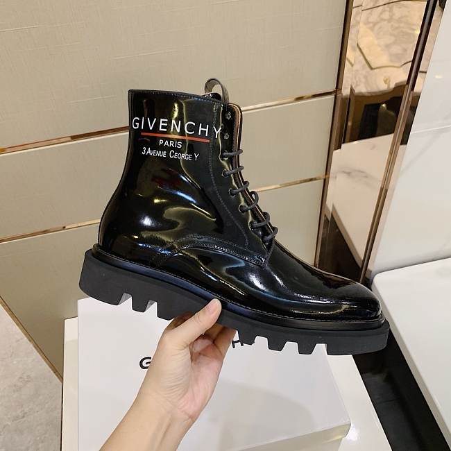 G1uenchy boots gvc2020
