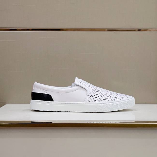 H**me5 men flats