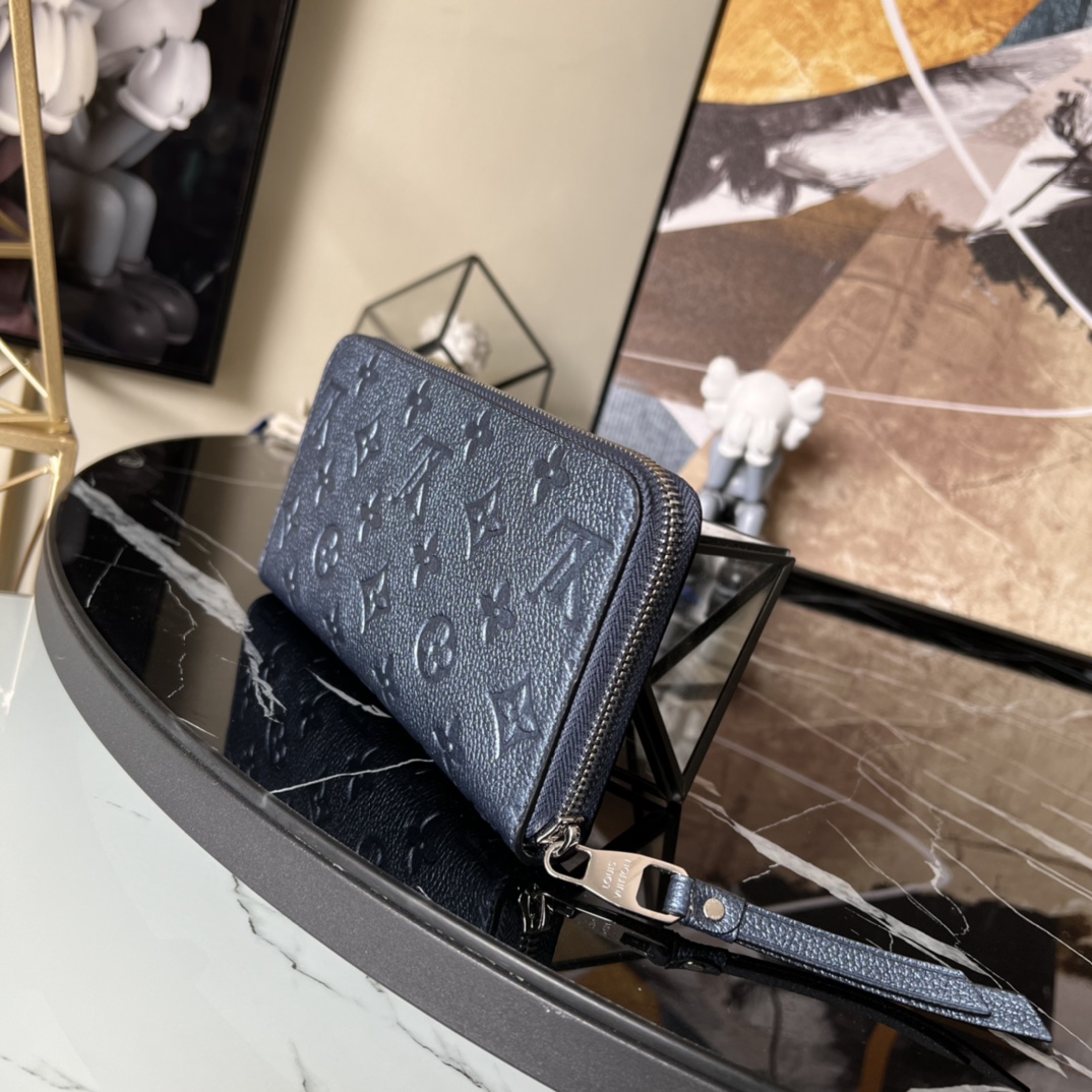 l0vis Vvtt0n zippy wallet navy m80958 19.5 x 10 cm