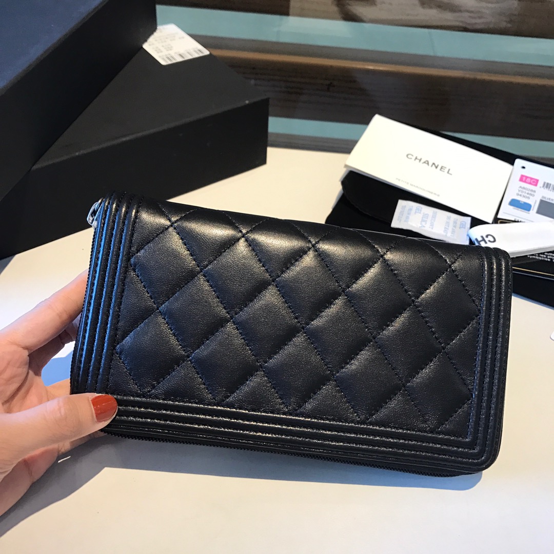 Ch**el boy long zipped wallet black metal black a80815 19cm