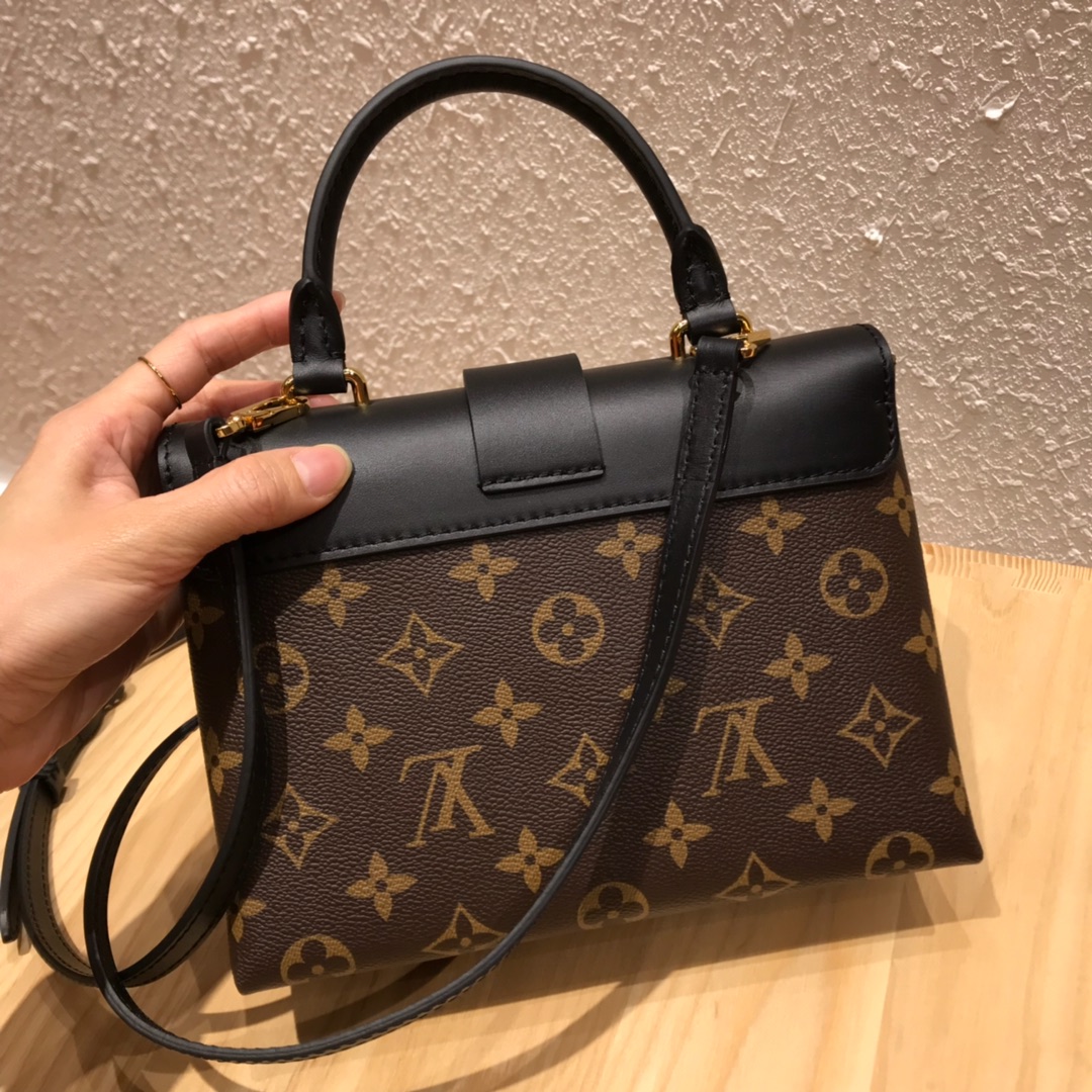 l0vis Vvtt0n locky bb bag monogram canvas black m44141 20 x 16 x 7.5 cm