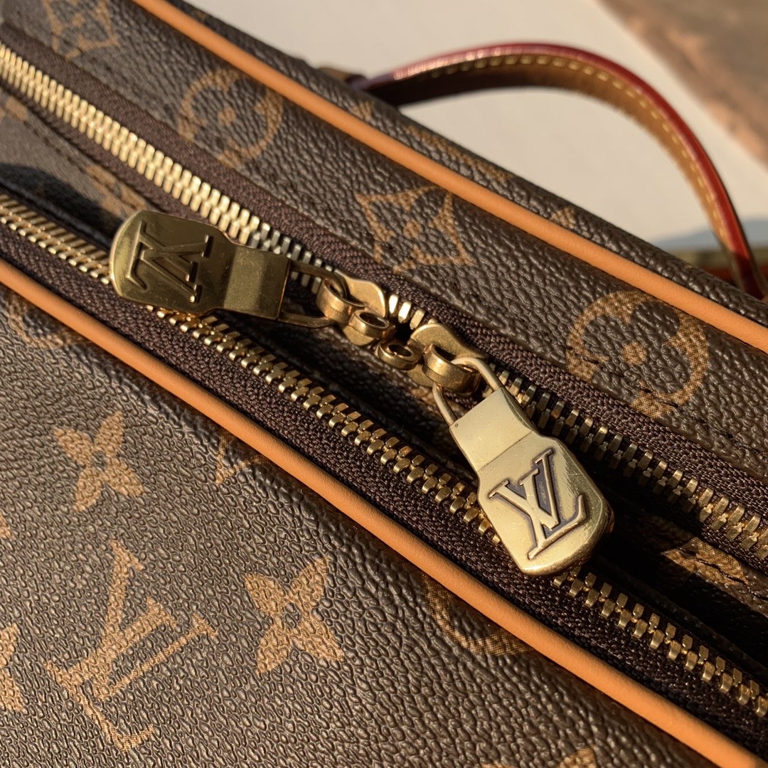 l0vis Vvtt0n camera bag monogram canvas brown m44937 22.5 x 19 x 13.5 cm