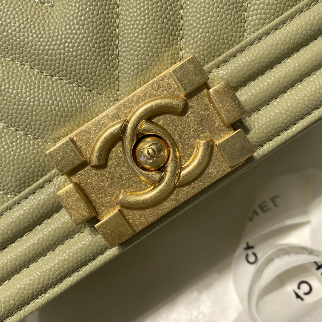Ch**el medium boy bag chevron gold-tone metal grained leather olive green a67086 25cm