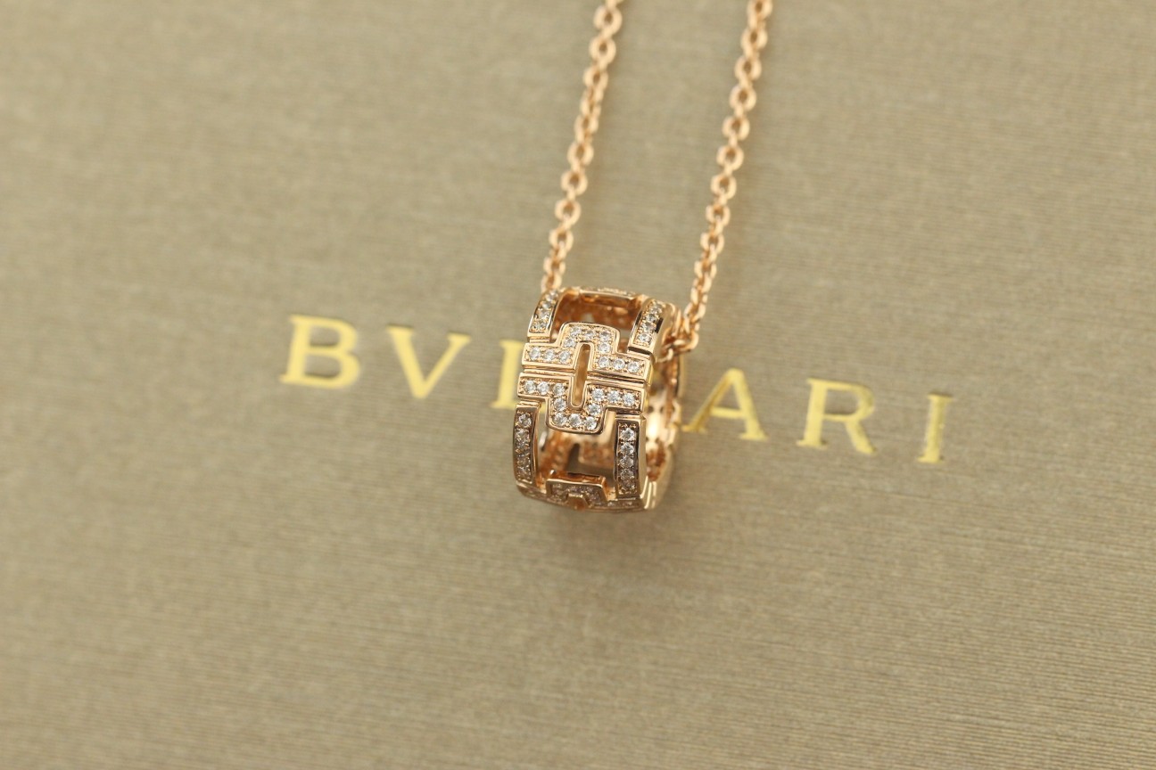 Bv1g*ai necklace 03