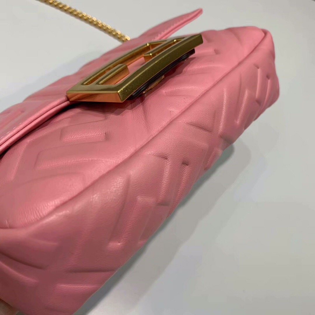 F**di small nappla leather pink 8bs017 18 x 4 x 11 cm