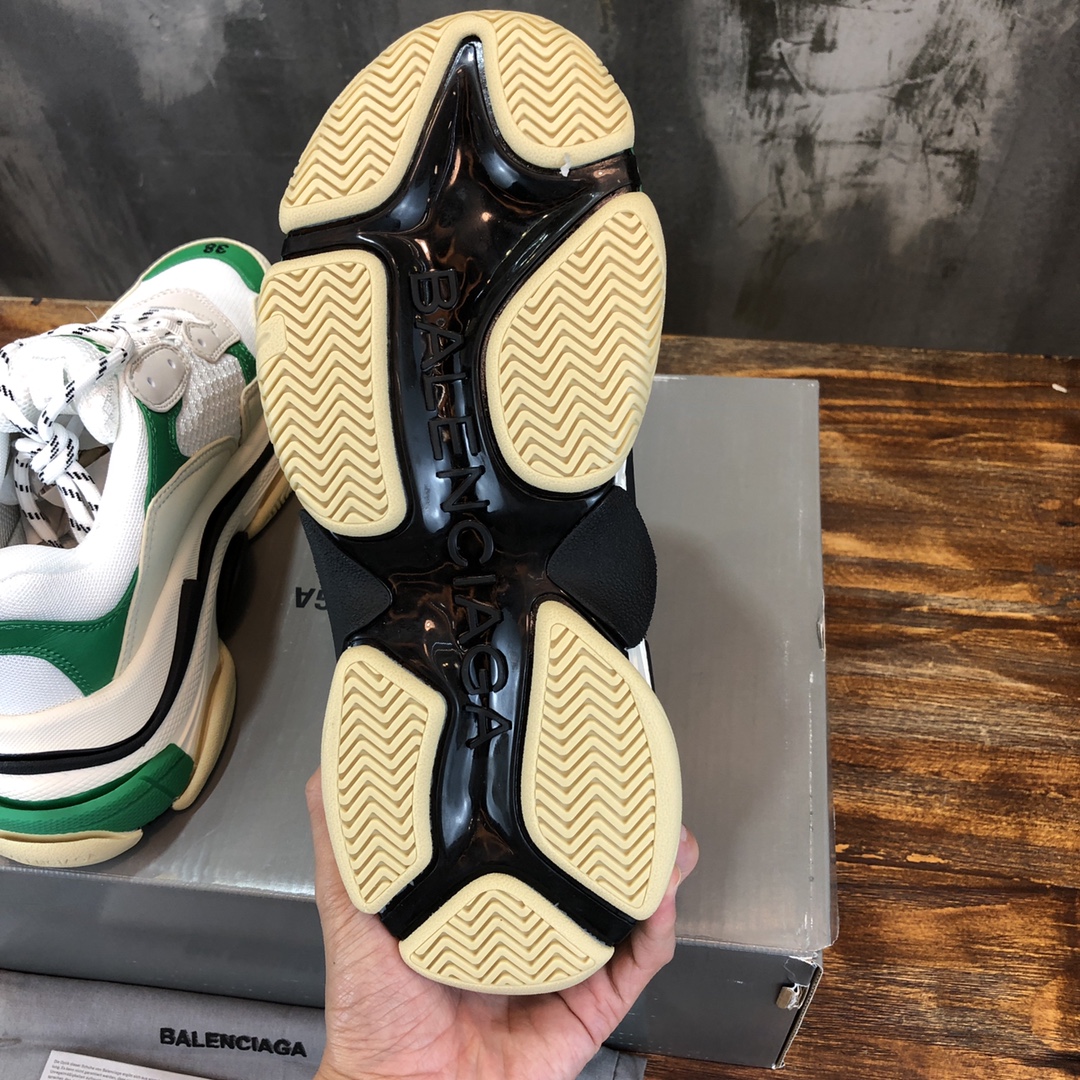 Ba1en*iaga triplpe s clear sole white/green