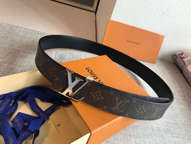 l0vis Vvtt0n monogram initiales belt silver-tone metal size 4 cm