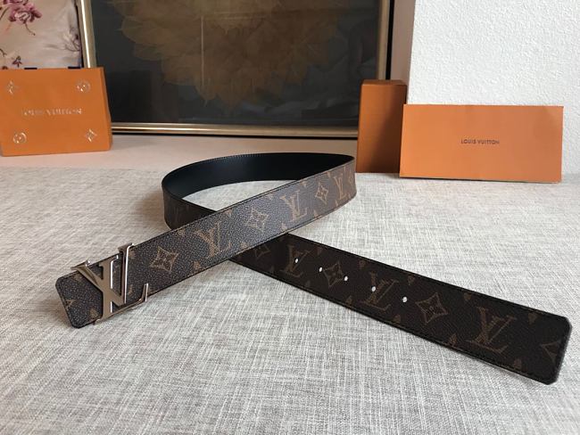 l0vis Vvtt0n monogram initiales belt silver-tone metal size 4 cm