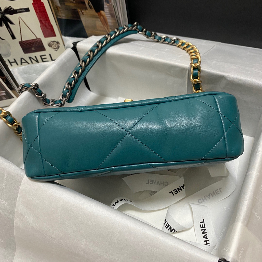 Ch**el 19 calfskin in lake blue-26×16×9cm
