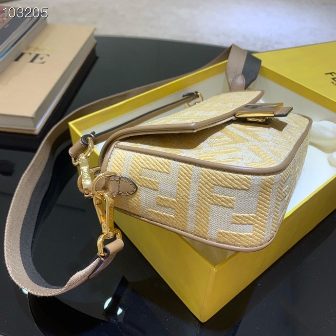 F**di baguette logo bag mm 83329b45 26cm