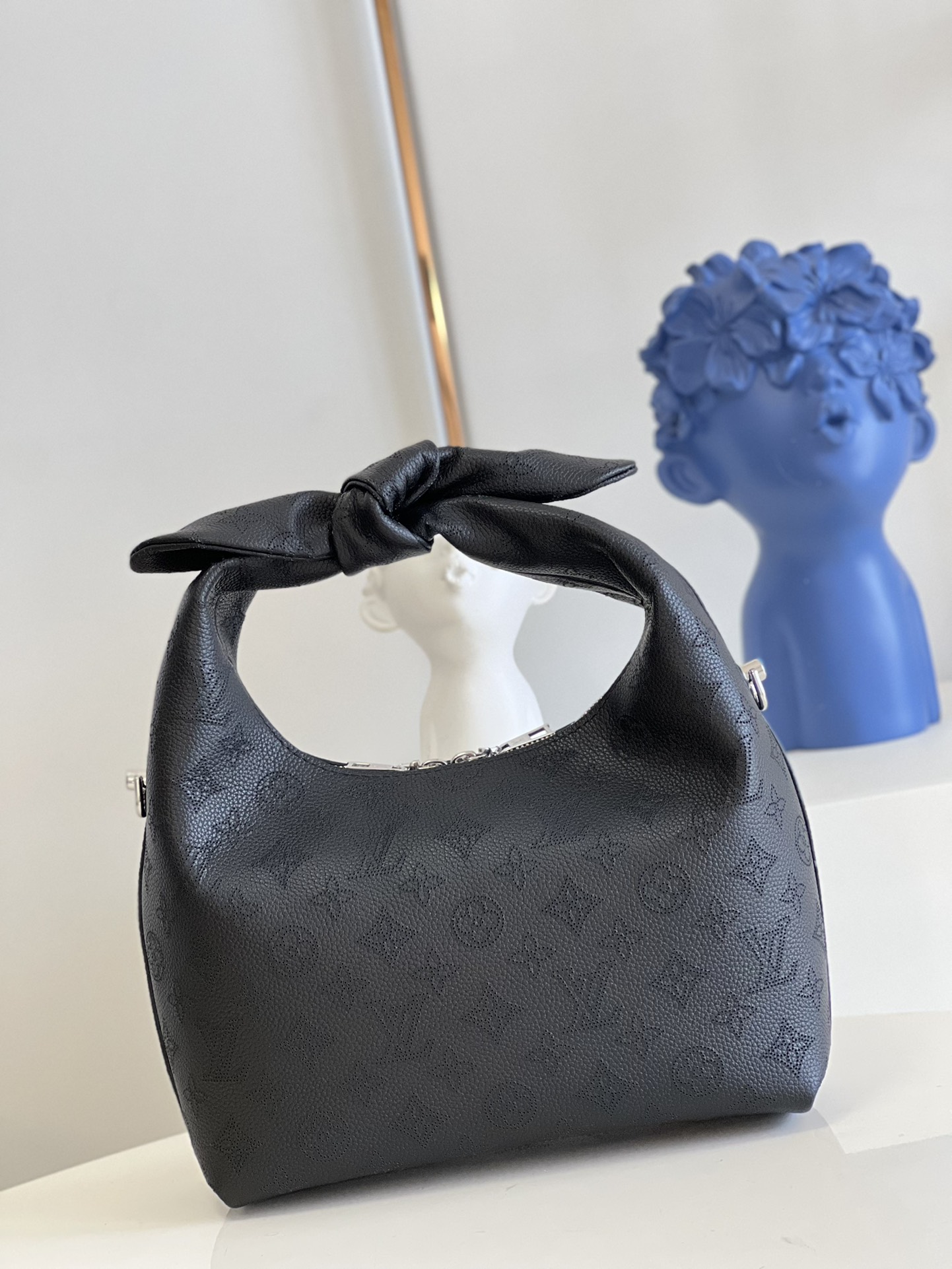 LV Why not PM black M20700 28cm