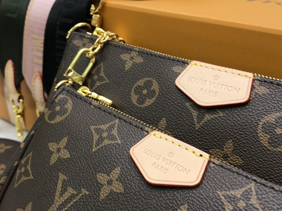 LV MULTI POCHETTE Monogram Canvas M44823 24x13×4.5 cm