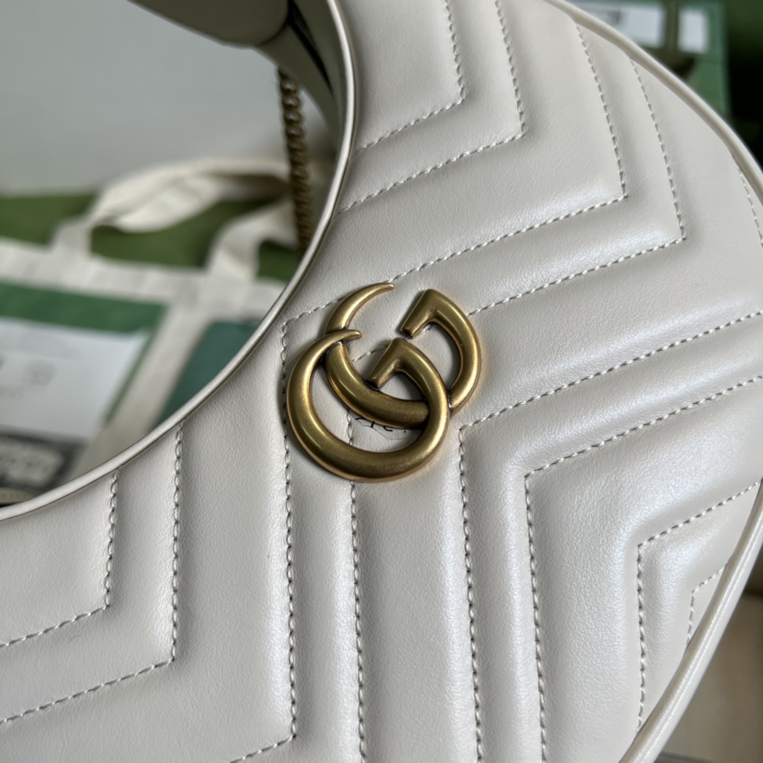 GG Marmont half-moon-shaped mini bag  White 699514  – 21.5 x 11 x 5cm