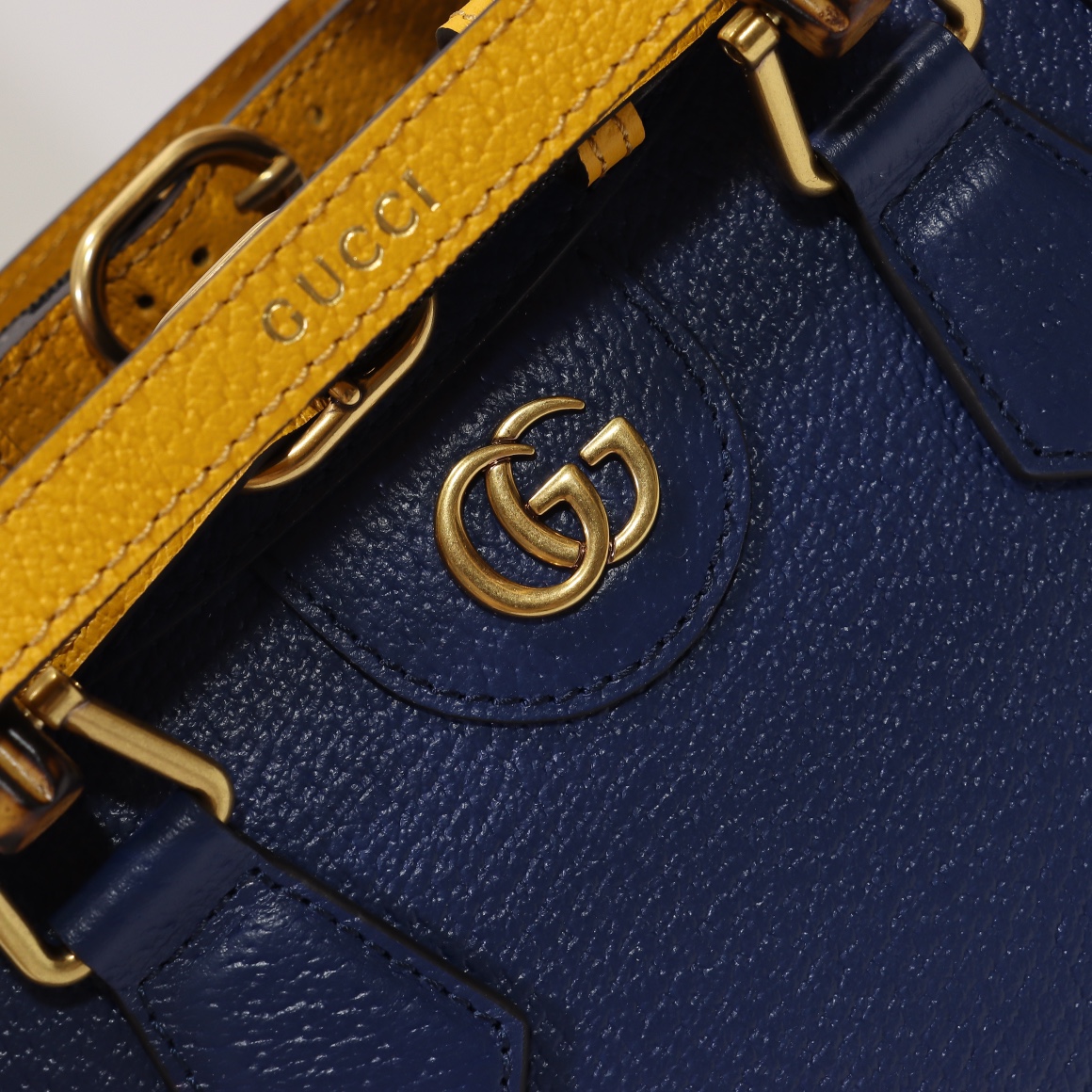 Gvc*1 diana mini tote bag royal blue ‎ 702732  - 20 x 16 x 10cm