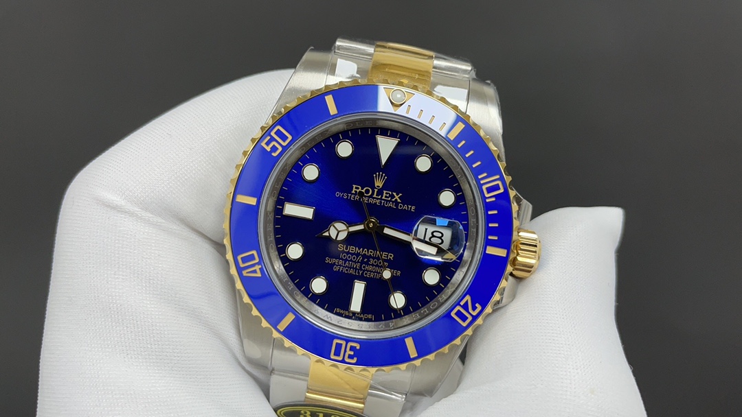 r01ex oyster perpetual submariner 40mm G01den and blue