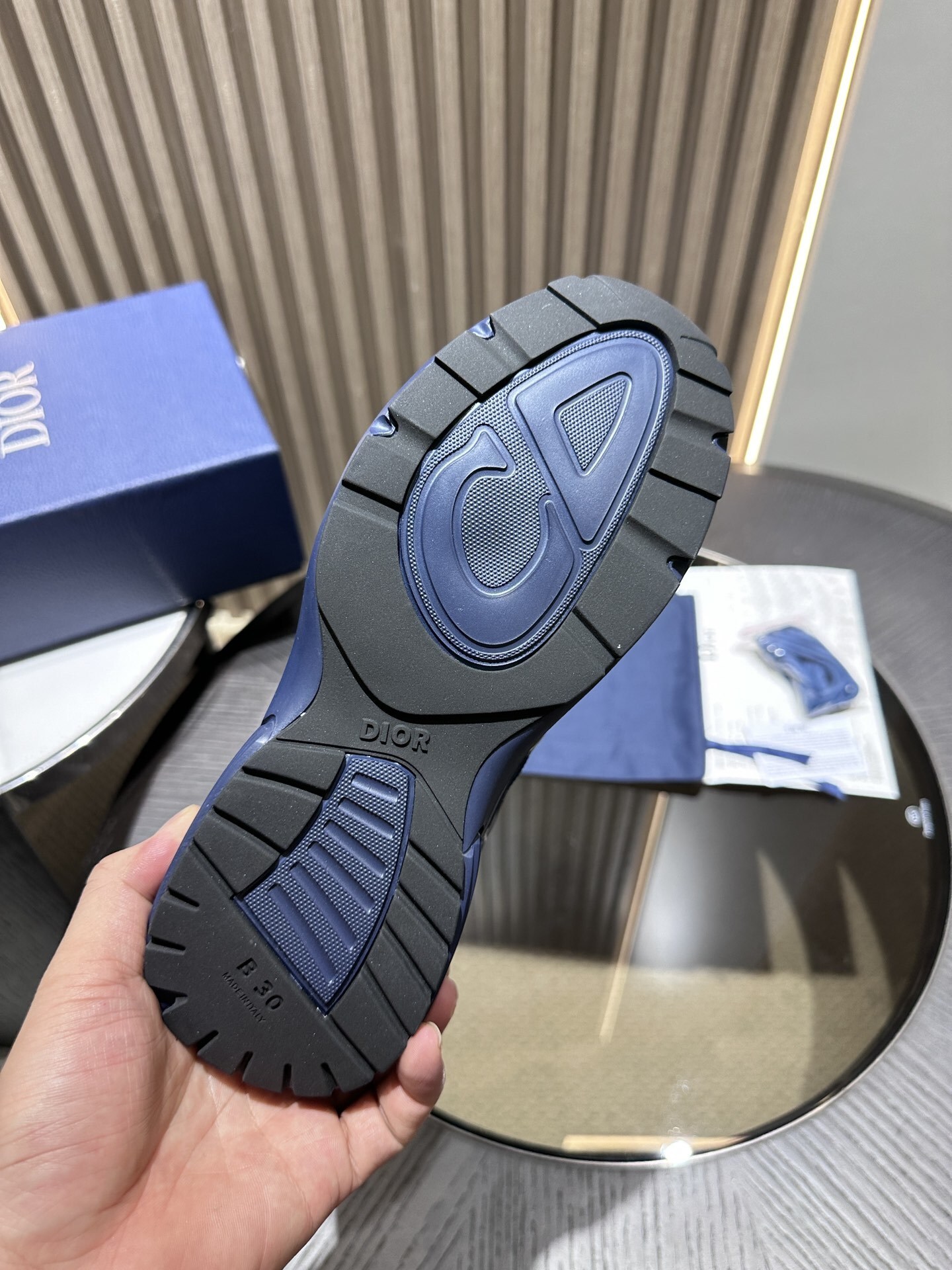 D10r shoes 002